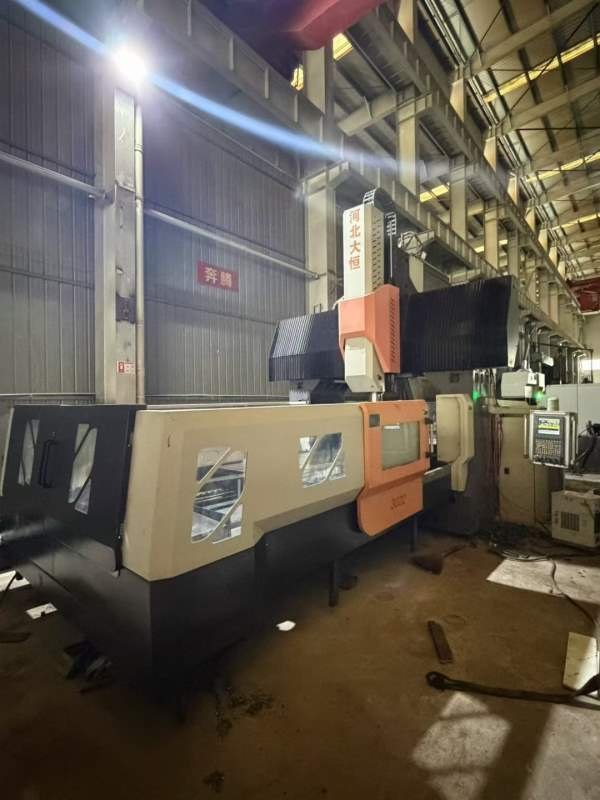2018年产大恒3022二线一硬，工作台1.8 X 3米门宽2．2.