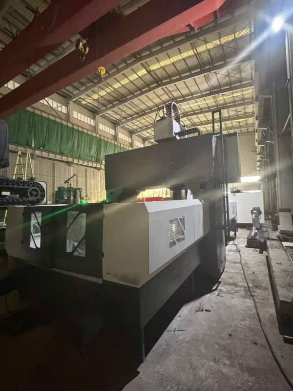 2018年产大恒3022二线一硬，工作台1.8 X 3米门宽2．2.
