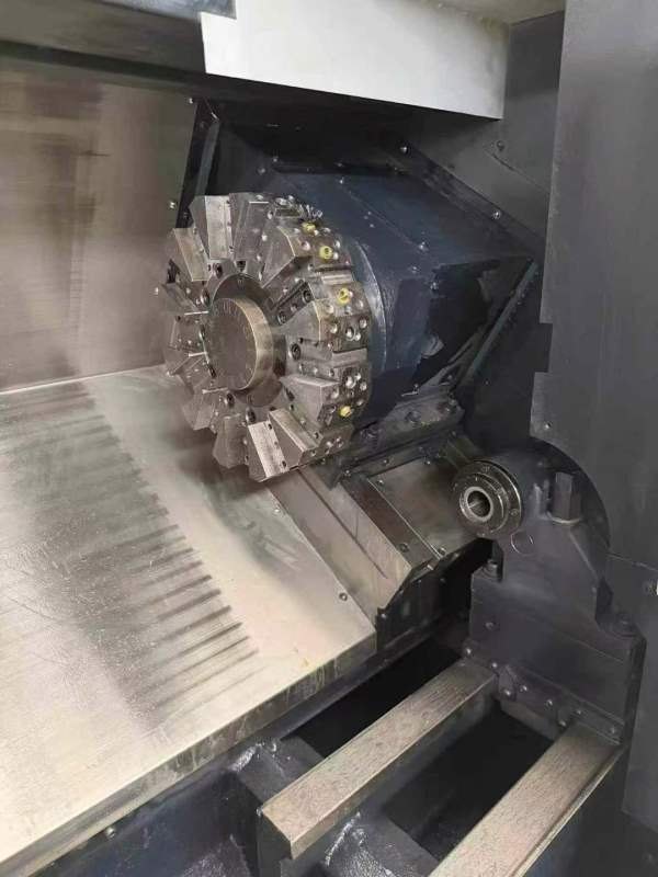 拿下！韩国斗山PUMA215数控车床同款2台床身上回转直径.