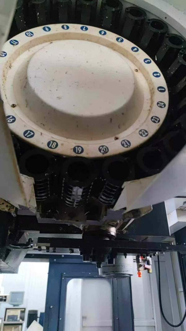 台湾友佳FV-800A加工中心，两线一硬，主轴转速10000，.