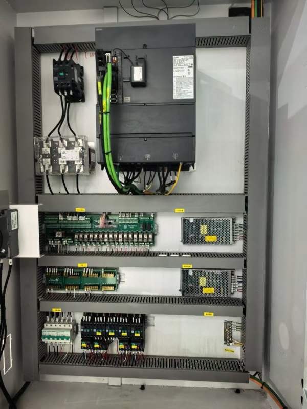 全新未用重型台铃1160加工中心，三轴滚柱线规45宽，主.