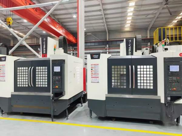 新到两台2021年台群T-V1165S数控铣，发那科OI-MFPlus.