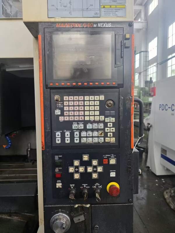马扎克CN-410A立式加工中心工作尺台寸：900410mm三轴.