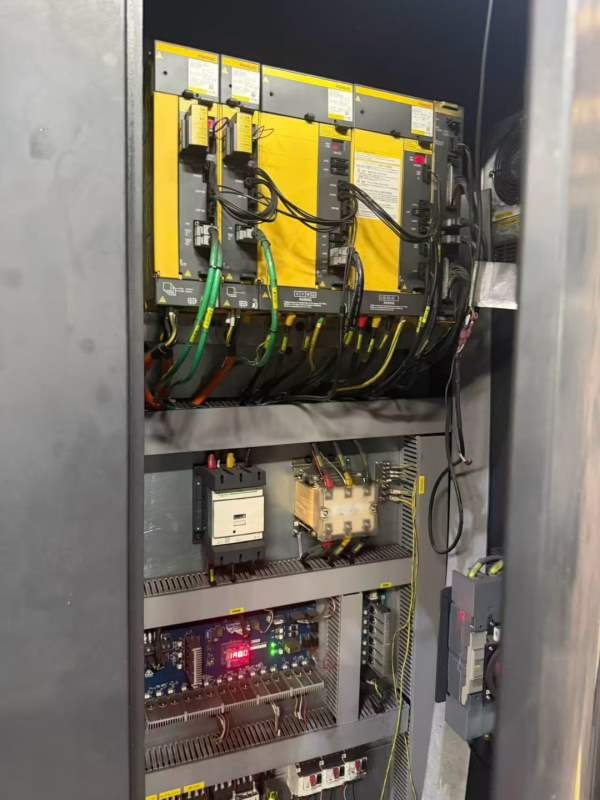 买下台湾旭正重型高配3027龙门加工中心云南台正重型床.