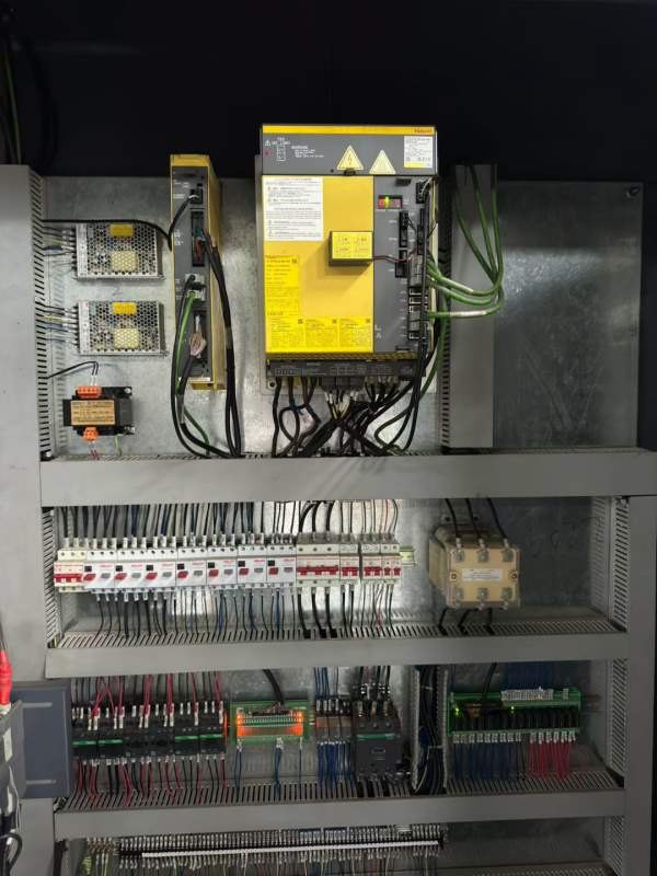 新定威诺克6022龙门加工中心，工作台面2米6米，门宽2..
