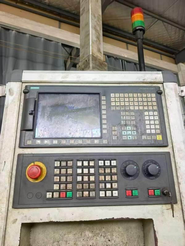 常州野凌4027龙门方滑枕Z轴行程1500工作台4200-2500龙.