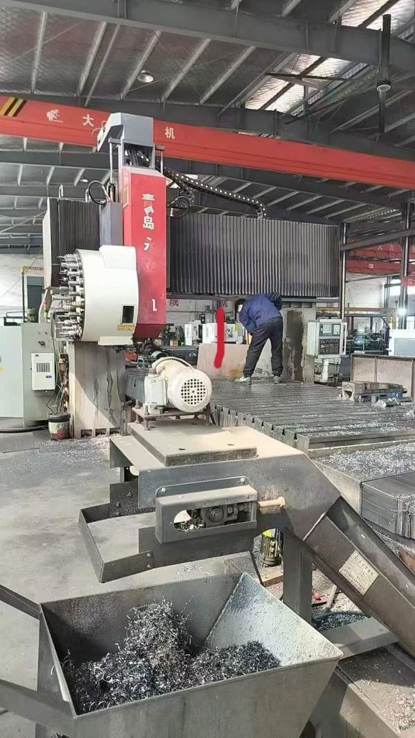 青岛永立4025龙门 价格特别便宜 10天内提货 能定的 捡.