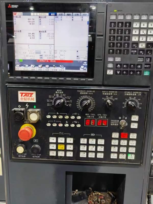 2022年台钲855加工中心，三菱M80系统，BT40主轴皮带10.
