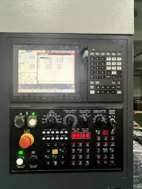 赫科重型855三菱M80系统，主轴11千瓦直联12000转，上.