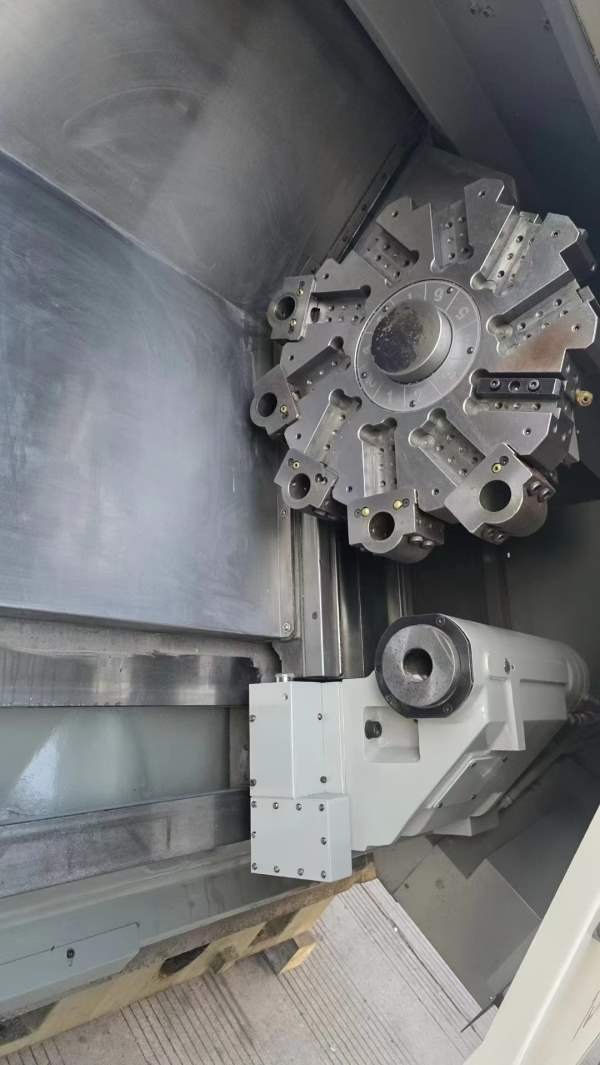 台中V26/1100数控车同款2台床身上旋径600mm，切削长度.