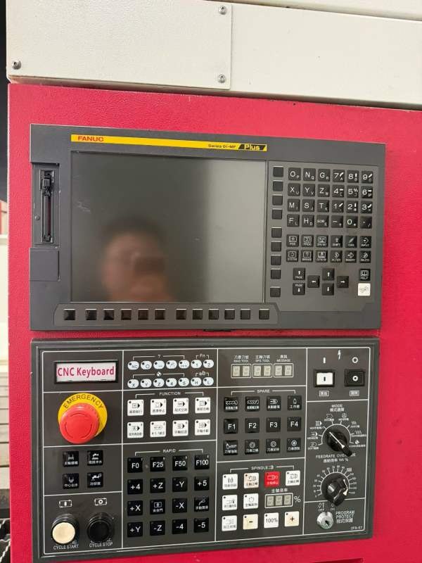 99新乔锋LM3218龙门主轴：台湾数格BT50主轴转速：皮带.