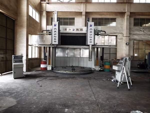 2025年12月全新未用大连鑫弘CK5240数控立车加工直径4.