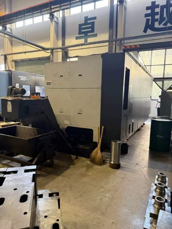 韩国原装进口斗山1米3.2米斜轨刀塔车床型号MACHINEPUM.