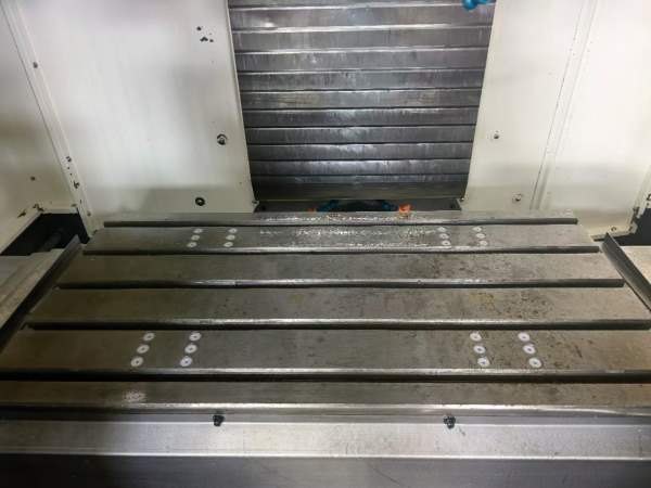 台群T-V856S立式加工中心系统：三菱M80主轴:BT40直连1.