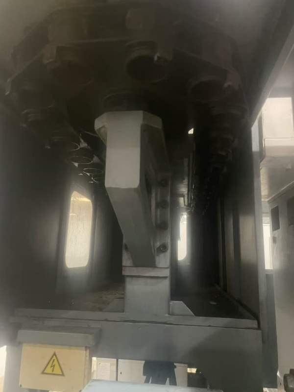 台湾亚威LP3021龙门加工中心，导轨两线一硬，工作台30.