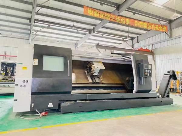 2015年9层新海天TC402750重型斜轨车床，15寸卡盘，主.