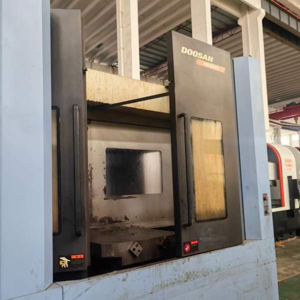 （韩国原装）斗山HM8000双工位卧加！带主轴中心出水型.