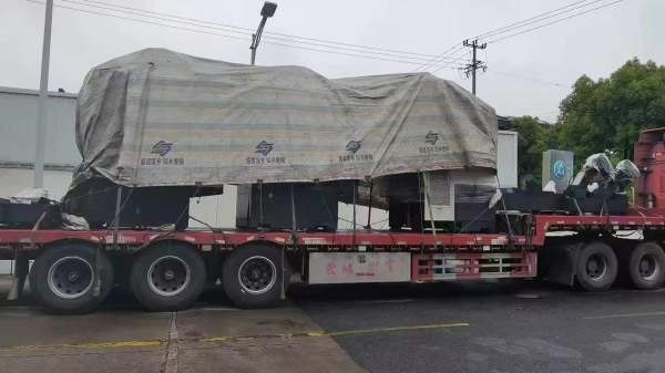昆山库房看货！刚买下6台友佳450立车！