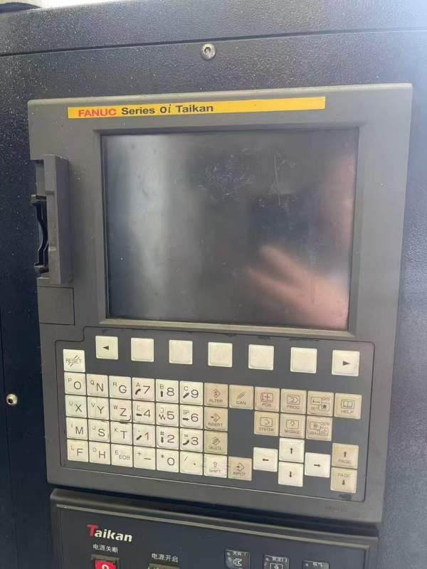 台群1260立加BT50主轴两线一硬X轴行程1200mmY轴行程60.