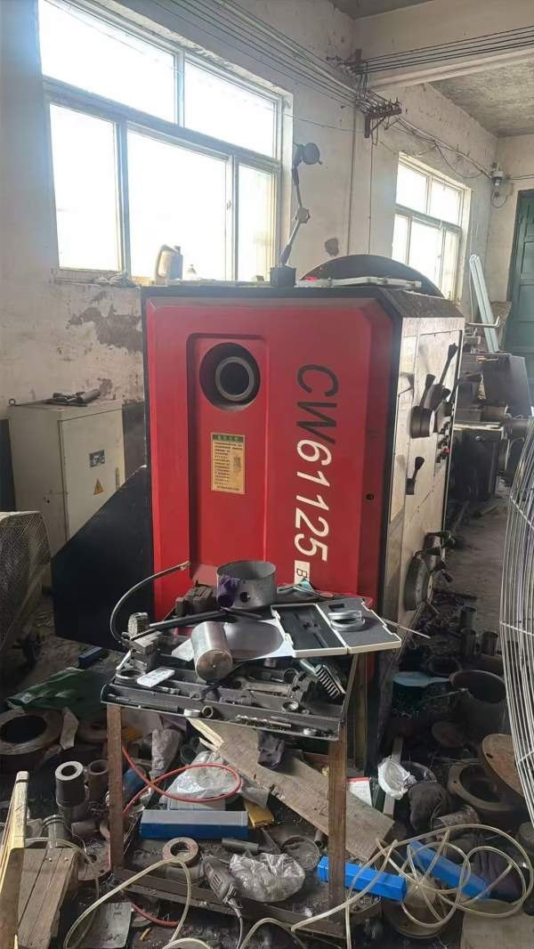 精品CW611251.5米车床低价出售