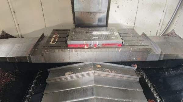 昆山开发区工厂买下一台南通国盛1160s加工中心2022年.
