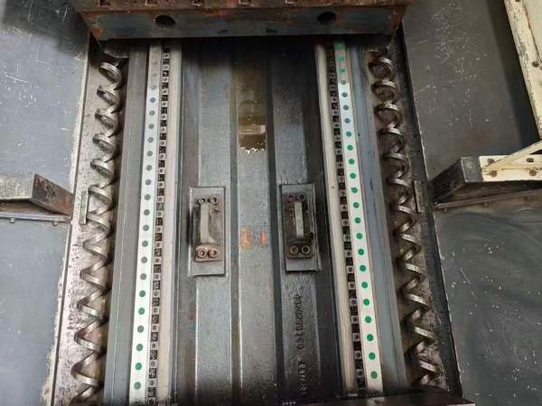 乔锋3013龙门，两线一硬，发那科MF系统，电机，BT50主.