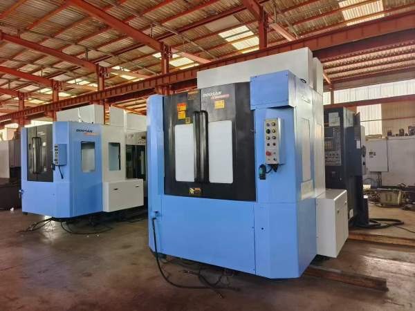 韩国原装斗山HM500双工位卧加，同款2台，FANUC31i系统.