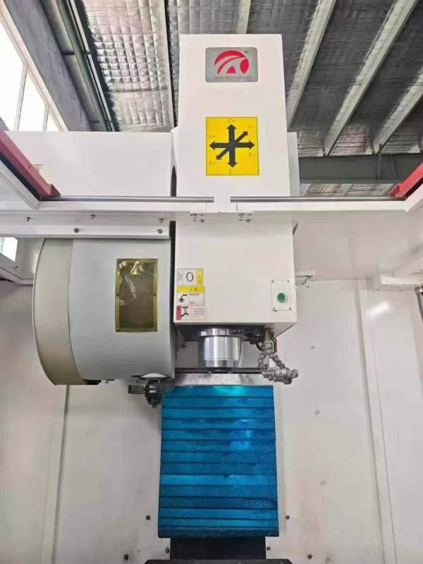 华特955加工中心，发那科MF-plus系统，三轴滚柱线轨，.