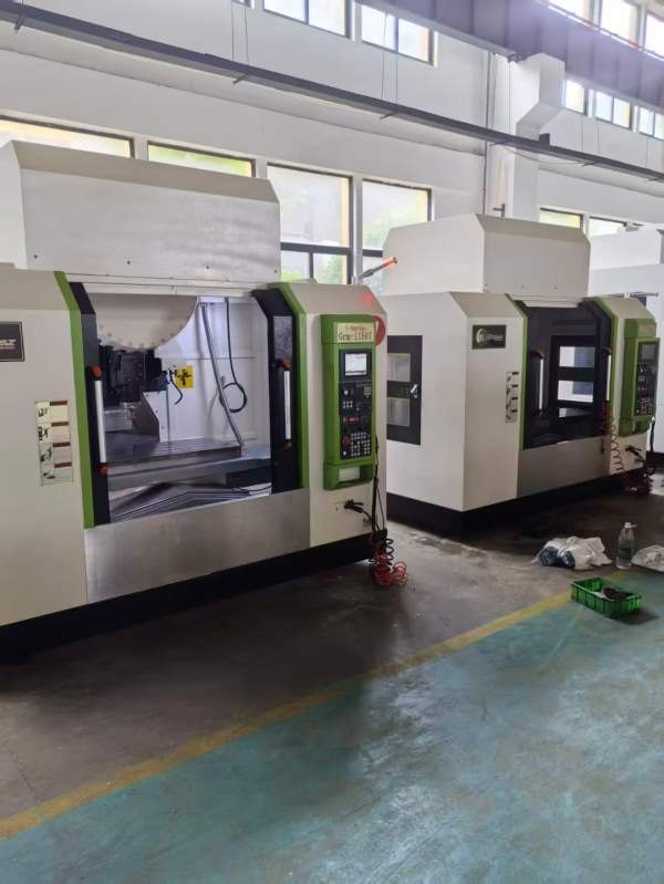 格勒玛GRM-1150T钻工中心：三菱M80系统、30把圆盘刀库.
