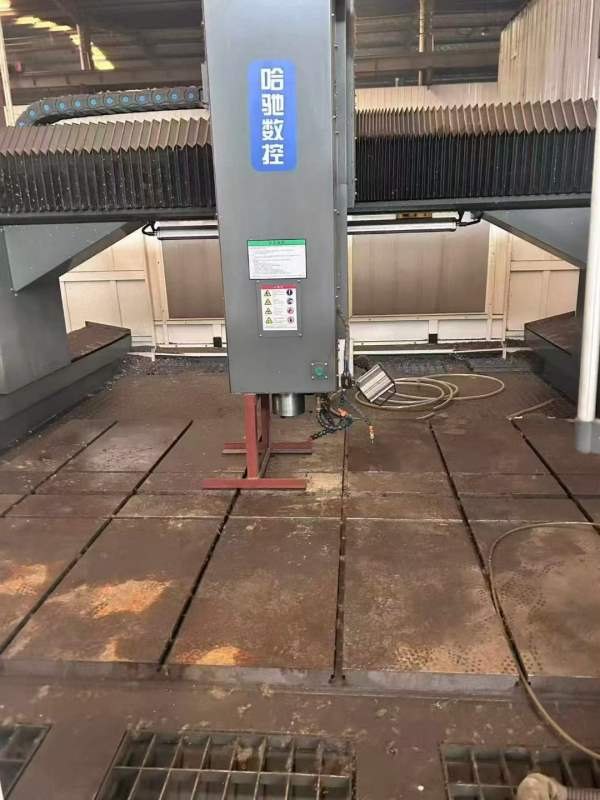 新到2024年哈驰2518型材机，只使用一千小时，法那科 P.
