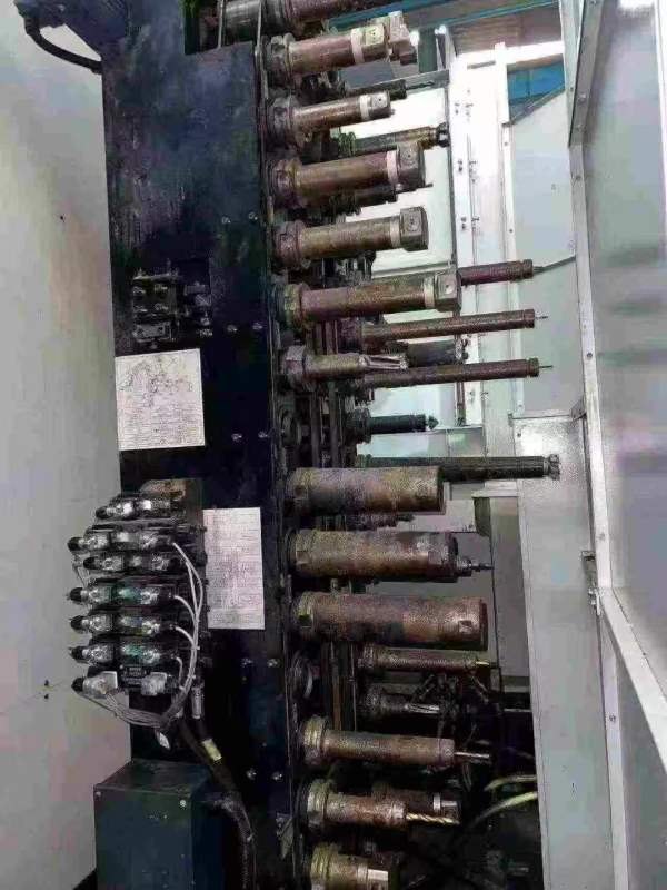 刚刚买下海天HUP80双台卧式加工中心，工作台800/800mm.