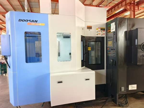 韩国原装斗山HM500双工位卧加，同款2台，FANUC31i系统.