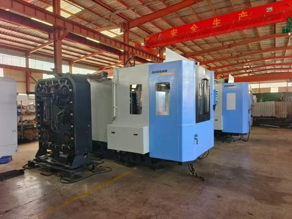 韩国原装斗山HM500双工位卧加，同款2台，FANUC31i系统.