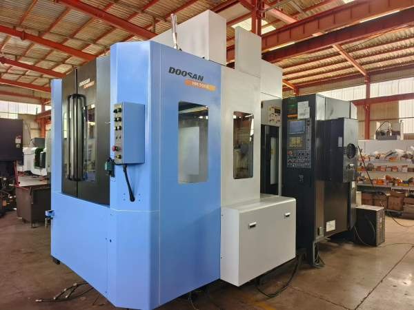 韩国原装斗山HM500双工位卧加，同款2台，FANUC31i系统.
