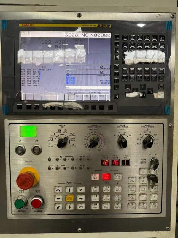 10万左右的准新重型855需要的老板联系易格斯855加工中.