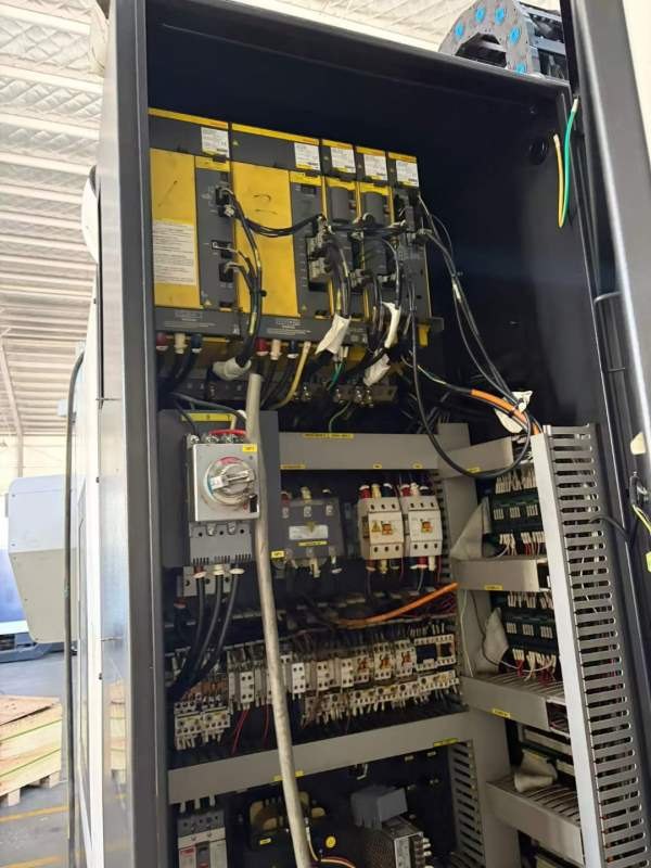 威亚F500立加电机驱动！三轴线轨！三轴行程：1060x510.