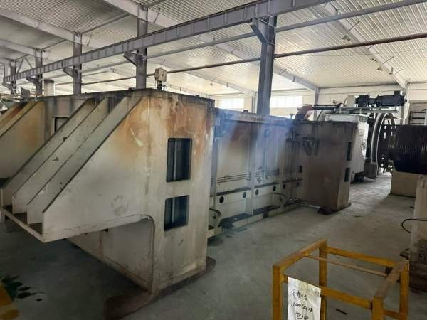 出售630吨四点压力机，工作台行程300mm，装模高度870m.