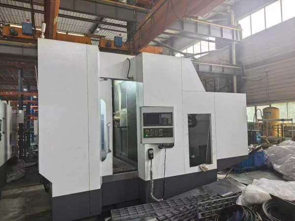 普拉迪全新卧加现2折出售，三线轨，BT40主轴18000转32.