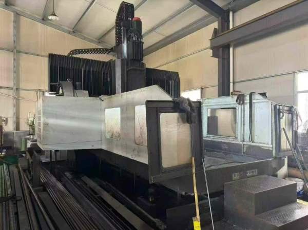 新浙3022龙门加工中心，工作台1.8米3米，门宽2.2米，.