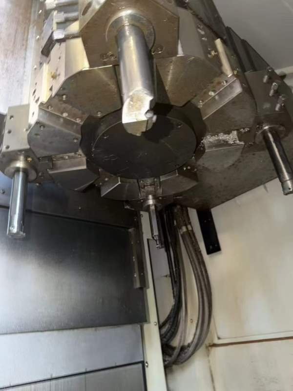 南通工厂在位斗山PUMAV835数控立车切削直径:830mm，车.