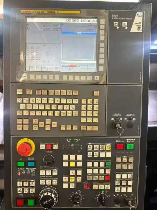 斗山 PUMA 600L 数控车床主轴转速：1800r/min（三档齿.
