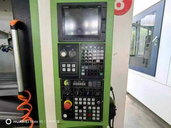 格勒玛GRM-1150T钻工中心：三菱M80系统、30把圆盘刀库.