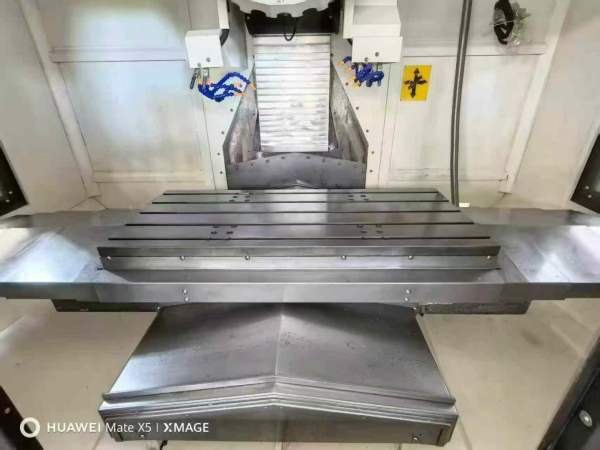 格勒玛GRM-1150T钻工中心：三菱M80系统、30把圆盘刀库.