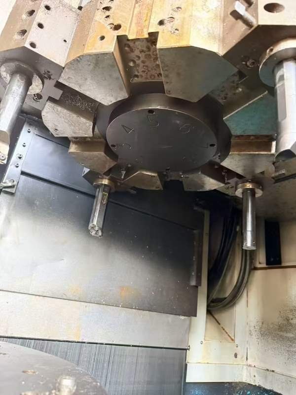 斗山PUMAV835数控立车发那科系统八工位刀塔720工作台x.