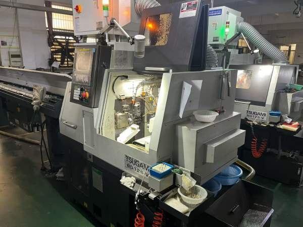 工厂在位拿下一批走心机斯大20RG，4台津上125/126V/S2.