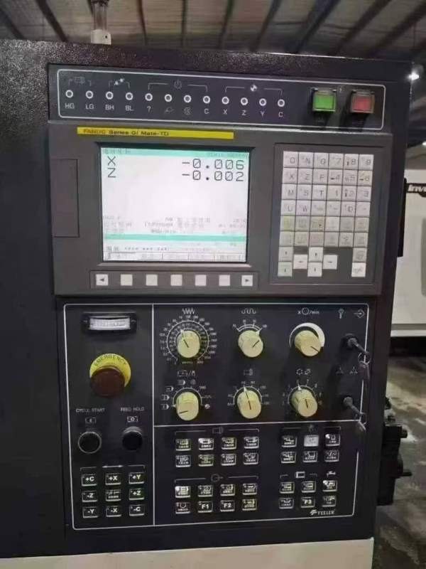 台湾友佳FTC260数控车床，发那科系统，两轴线轨，6寸.
