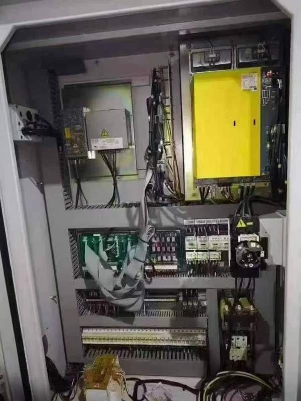 台湾友佳FTC260数控车床，发那科系统，两轴线轨，6寸.