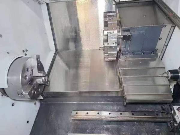 台湾程泰2000L数控车床，10寸佳贺卡盘，过棒料65，12.
