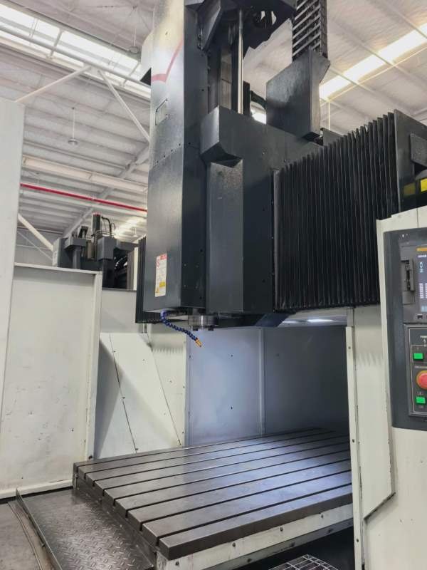 新到一台安装少用宁波海天GLU13X21PLUS（2015）数控龙.
