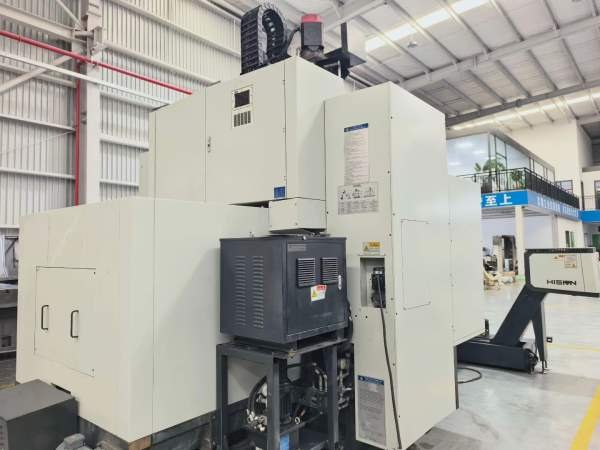 新到一台安装少用宁波海天GLU13X21PLUS（2015）数控龙.